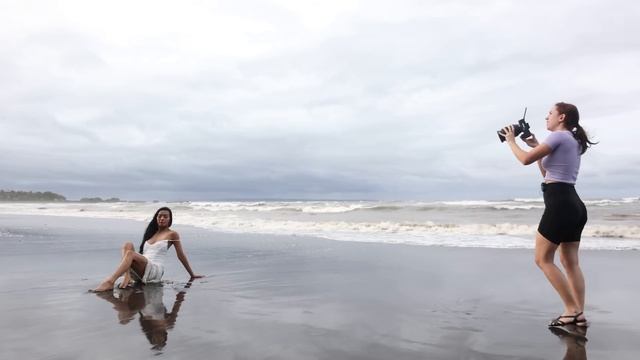 Natural Light Black Sand Beach Photoshoot, Using RF 28-70mm F2 Lens смотреть онлайн