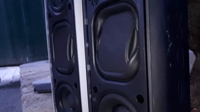 2 SONY SRS-XB30 BASS TEST смотреть онлайн