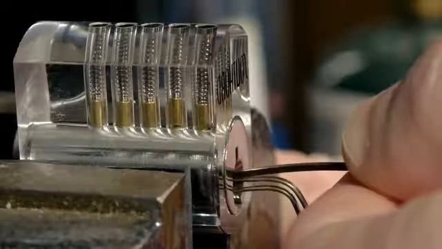 5 Способов открить дверь без ключа смотреть онлайн