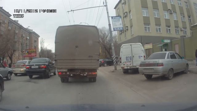 светофор Орджоникидзе/Киевский проезд смотреть онлайн