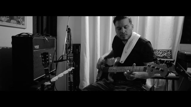 Tocadisco feat. Lennart A. Salomon - Get Away (Official Video) смотреть онлайн