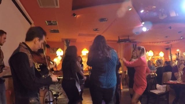 Кавер-группа "69 Band" - Лабутены (ЛЕНИНГРАД), Мама Люба (Серебро) смотреть онлайн