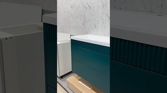 Тумба для ванной комнаты на заказ с фрезерованным фасадом под раковину мебельдляванн.рф