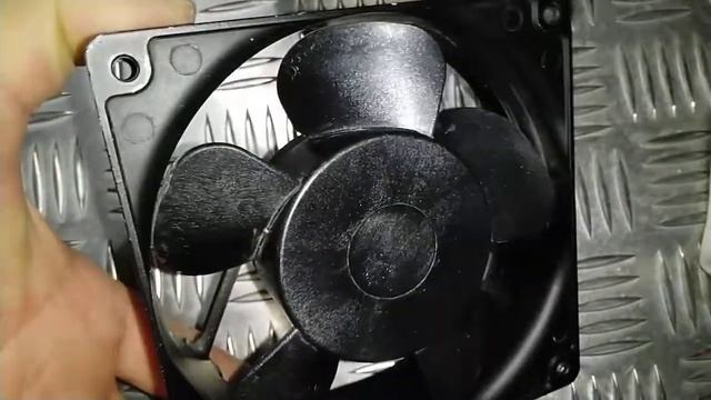 Вентилятор NMB-MAT 4715MS-23T-B50 230V AC 14W смотреть онлайн