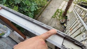 ЛАЙФХАК Как снять двусторонний скотч 3М с пластика за 5 секунд