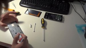 Чем клеить экран, дисплей, тачскрин смартфона или планшета