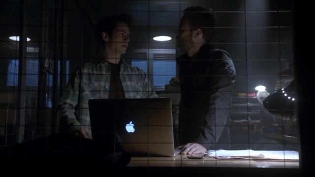 ?История сотки - часть 2/Подарок на новый год (История шампуня) [ВОЛЧОНОК ПРИКОЛ ОЗВУЧКА] смотреть онлайн