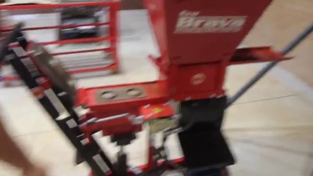 Eco Brava Vídeo da Troca de Matriz - Tijolo Modular Intermediário - Vídeo 01 смотреть онлайн