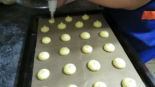 Булочки ШУ с крамблом. смотреть онлайн