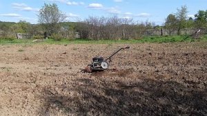 Как работает мотоблок «Каскад» с китайским движком на даче?