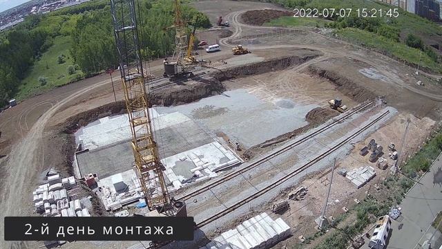 КБ-405. Монтаж башенного крана. Строительство детского сада. смотреть онлайн