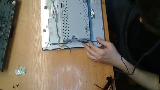 Ремонт и разборка монитора LG l1753S смотреть онлайн