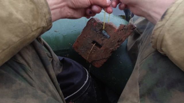 РЫБАЛКА НА СЕТИ В РЕСПУБЛИКЕ КОМИ. В ЭТОМ ОЗЕРЕ ПОЛНО КАРАСЯ. СТАВИМ ТРИ СЕТКИ С РАЗНОЙ ЯЧЕЁЙ. смотреть онлайн