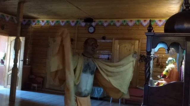 Шьямананда Говинда дас - Танец-полёт ради Шрилы Прабхупады (май 2021 г., Вологда) смотреть онлайн