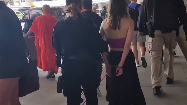 Кого и почему не пускают в США с действующей визой? смотреть онлайн