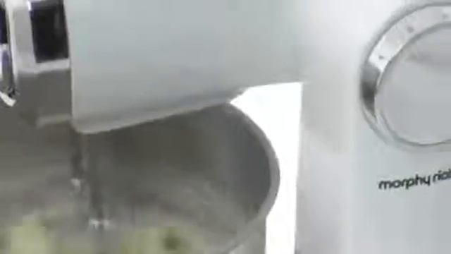 Morphy Richards Stand Mixer смотреть онлайн