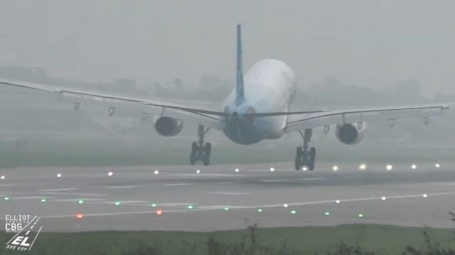 30 YEARS of AIR TRANSAT | Airbus A330 at Gatwick Airport смотреть онлайн