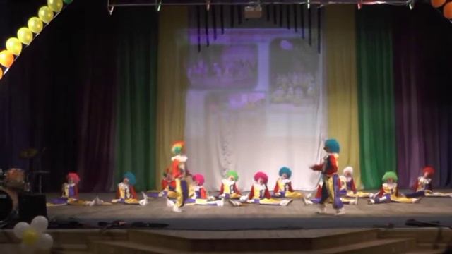 Весёлые клоуны avi смотреть онлайн