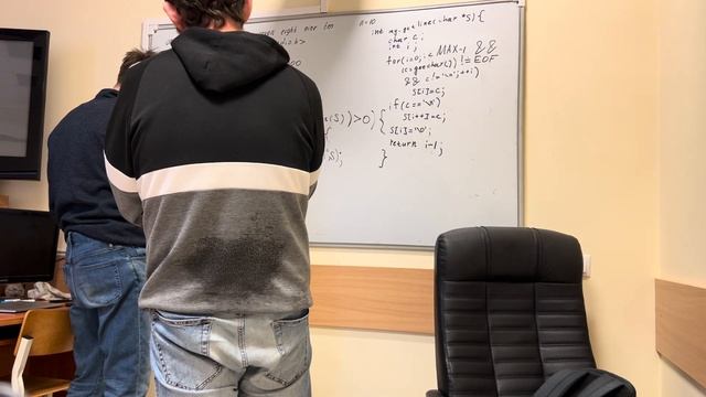 23.10.2023 Шестая практика по ЯТП (перенос слов, не влезающих в строку длины N) смотреть онлайн