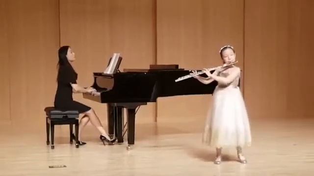 Mercadante Flute Concerto in E minor смотреть онлайн