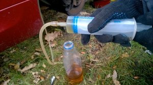 Приспособление для прокачки тормозов за 85рублей.