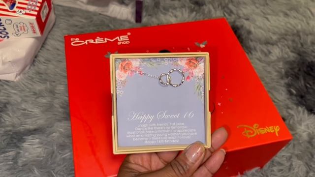 VLOGMAS | SUNDAY CHILL DAY | 16TH BIRTHDAY GIFTS | CHRISTMAS ADVENT CALENDAR 2021 | ELF ON THE SHEL смотреть онлайн