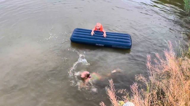 Зачем нам море нам и здесь хорошо смотреть онлайн