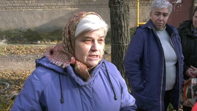 Батареи на Семилукской холодные, при этом по документам отопление давно запущено. Когда ждать тепла смотреть онлайн