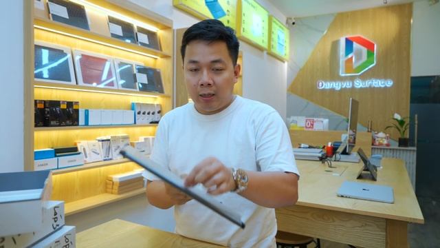 Quên Surface Laptop 5 đi, đây mới là sản phẩm nên mua: Đẹp, mạnh và rất rẻ смотреть онлайн