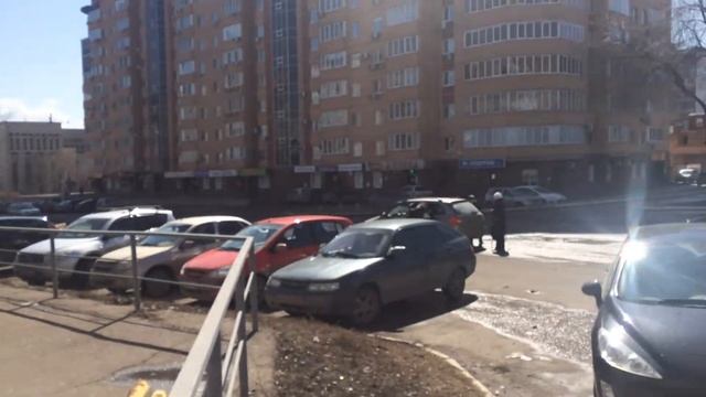 Видео у входа Оренбург, ул. Туркестанская, 45 смотреть онлайн