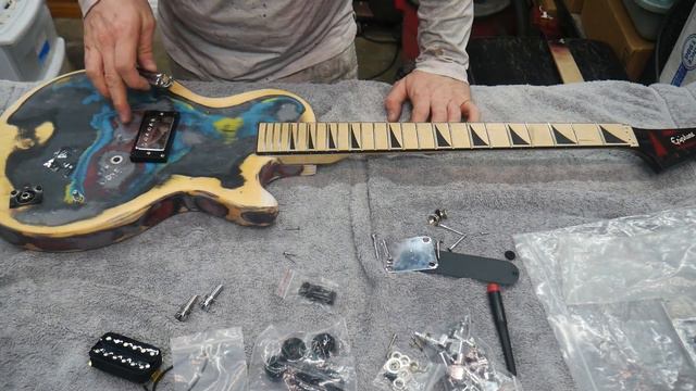LES PAUL JR Unboxing - Shop Donation - Epiphone LP Junior смотреть онлайн