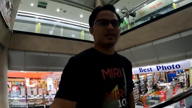 EPIC City Point Mall Tour: Bintulu's Hidden Gem Unveiled! 😱🛍️ 🇲🇾 смотреть онлайн