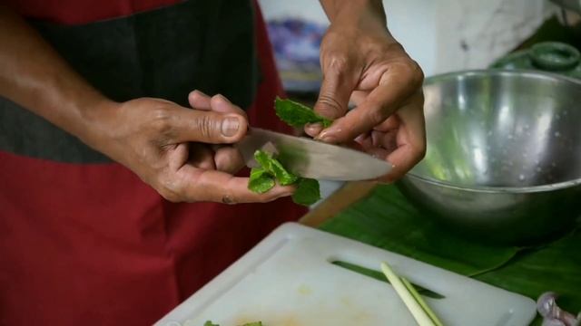Кровавые МОЛЛЮСКИ / Обработка и Приготовление / ТАЙСКАЯ Кухня... смотреть онлайн