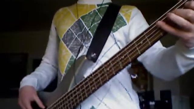 Enter Sandman - Bass Cover смотреть онлайн