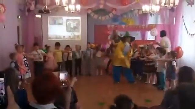 Праздник красивой речи в детском саду √36 полянка в г. Норильске смотреть онлайн