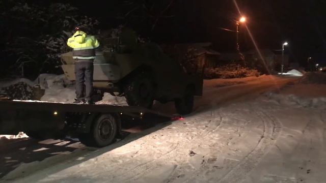 БРДМ-2 #Maksnabrone Купил БРДМ 2 с хранения. Приехали домой, разгрузка. смотреть онлайн
