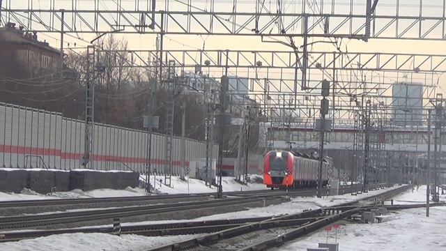 Электропоезд ЭС2Г-067 Ласточка на МЦК смотреть онлайн