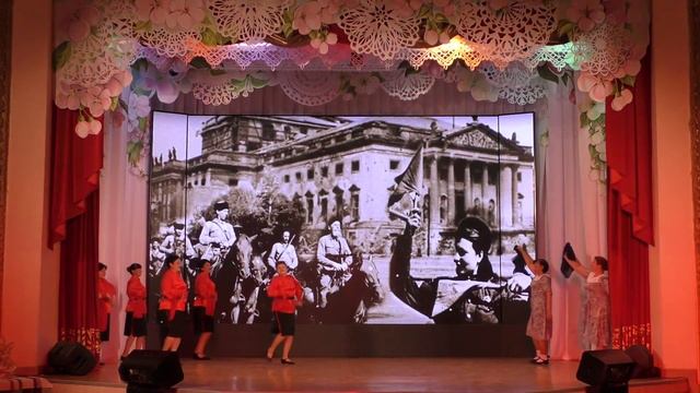 Кармен - Мы частичка России смотреть онлайн
