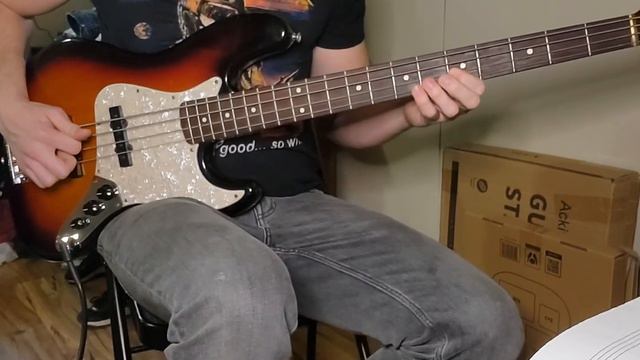 Dance Your Life Away UFO Isolated Bass Cover @AXEFLYERFV смотреть онлайн
