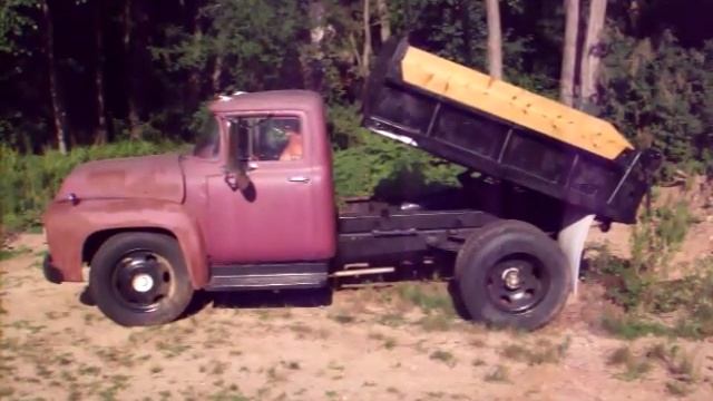 1956 Ford F-600 Dump Truck смотреть онлайн