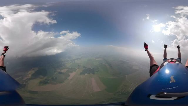 VR 360 Прыжок с парашютом. Skydiving VR 360 смотреть онлайн
