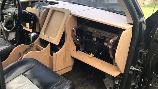 Car Audio Fiberglass Dash 12.5 IPad Safe Car Audio Trailblazer SS Truck Meet смотреть онлайн
