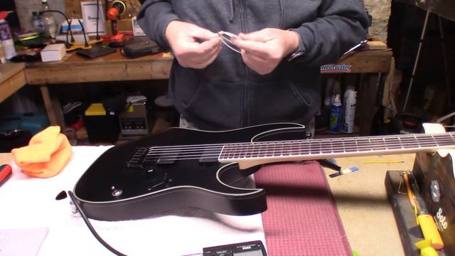 Ibanez Iron Gear Gets Lots O' Love EP206 смотреть онлайн
