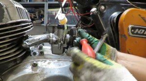 Правый цилиндр ИЖ Юпитер ищу проблему не работает мотоцикл