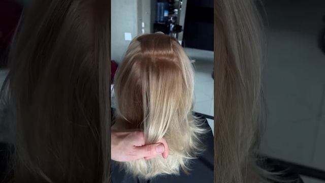 Бежевый блонд с глубиной у Корней . смотреть онлайн