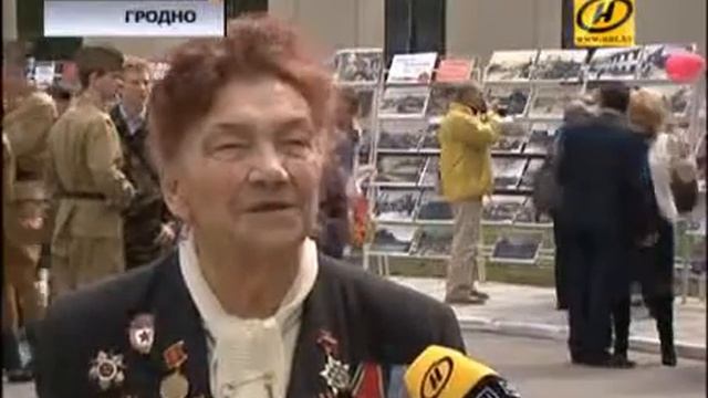 Атмосферу 40 х годов прошлого века воссоздали для ветеранов во дворе нового замка в Гродно смотреть онлайн