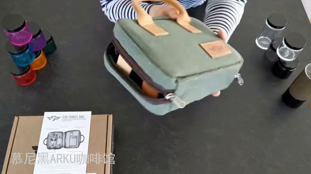 C40旅行包开箱 森林绿Forest和黑色Black两款 + Comandante杯测勺展示 | Comandante德国司令官C40咖啡手摇磨豆机 смотреть онлайн