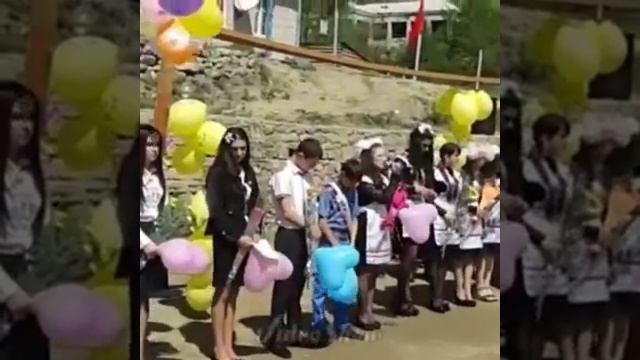 Если б я пошла б в 10-ый все проблемы были б сняты все уроки я б учила и медаль бы получила.... смотреть онлайн