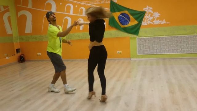 Машенька Регеда и Леандро Де Оливейра Wakko – ZoukBRAZUKA20161130 смотреть онлайн