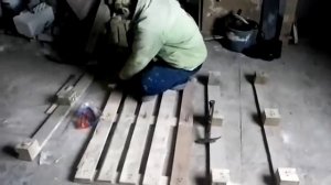 Как разобрать поддон на доски и гвозди за 10 минут